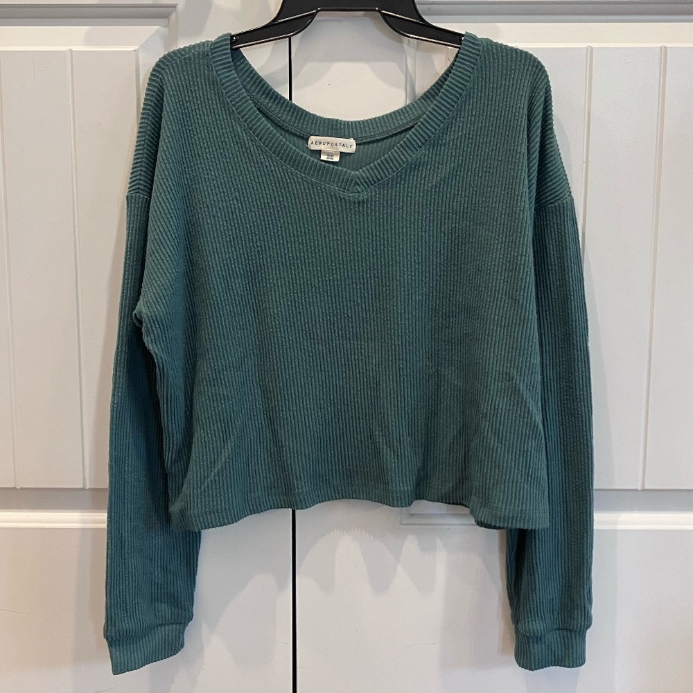 Aeropostale Women's Green V-Neck Ribbed Sweater